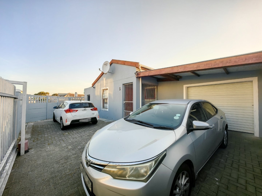 3 Bedroom Property for Sale in Wildwoods Western Cape